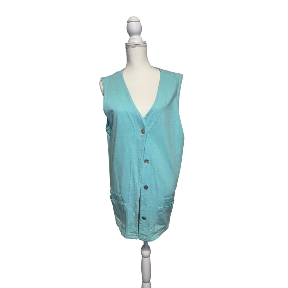 Hot Cotton Women's Light Blue Button‎ Up Sleeveless Blouse, Size Medium